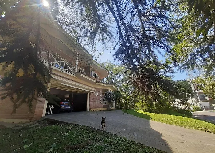 Casa Do Bosque, Espacosa Em Condominio Espetacular, 5 Min Centro!