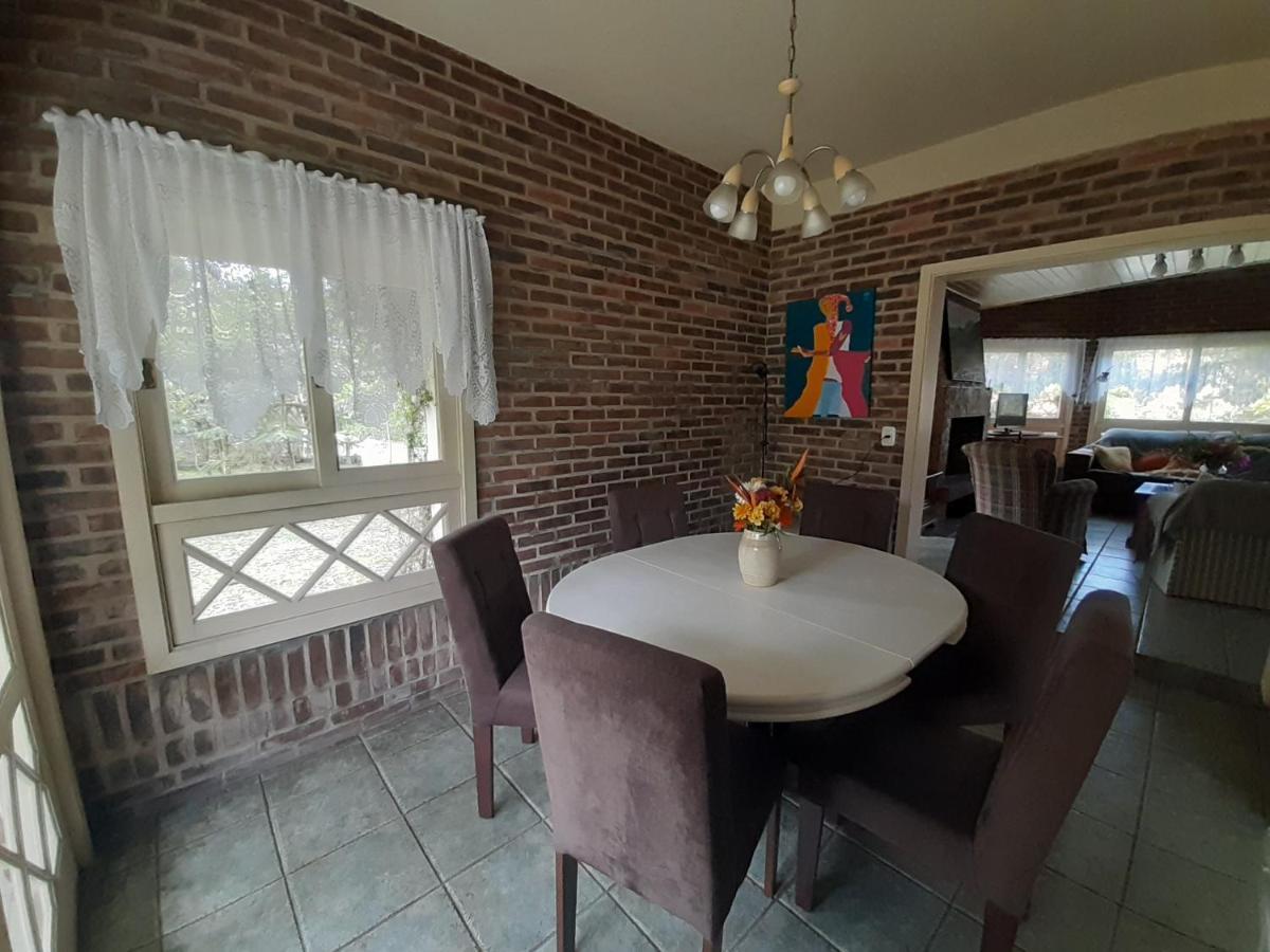 Holiday home Casa Do Bosque, Espacosa Em Espetacular, 5 Min Centro! Gramado