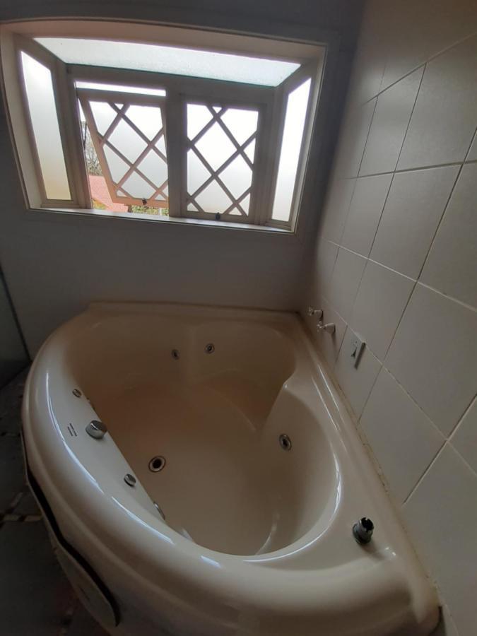 Casa Do Bosque, Espacosa Em Espetacular, 5 Min Centro! Holiday home *