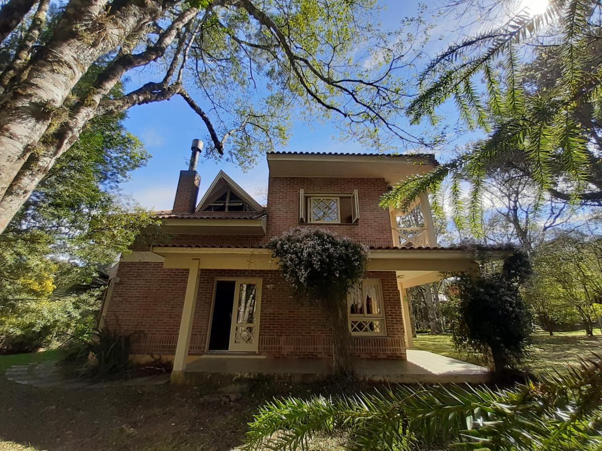 Casa Do Bosque, Espacosa Em Espetacular, 5 Min Centro! Holiday home