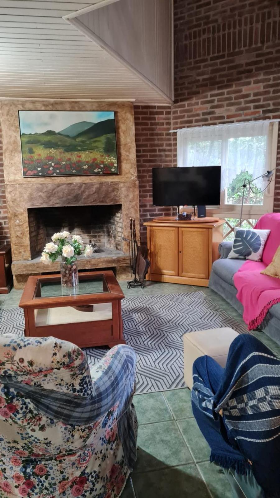 Casa Do Bosque, Espacosa Em Espetacular, 5 Min Centro! Holiday home